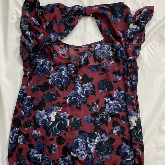 Floral Blouse - Picture 2 of 4
